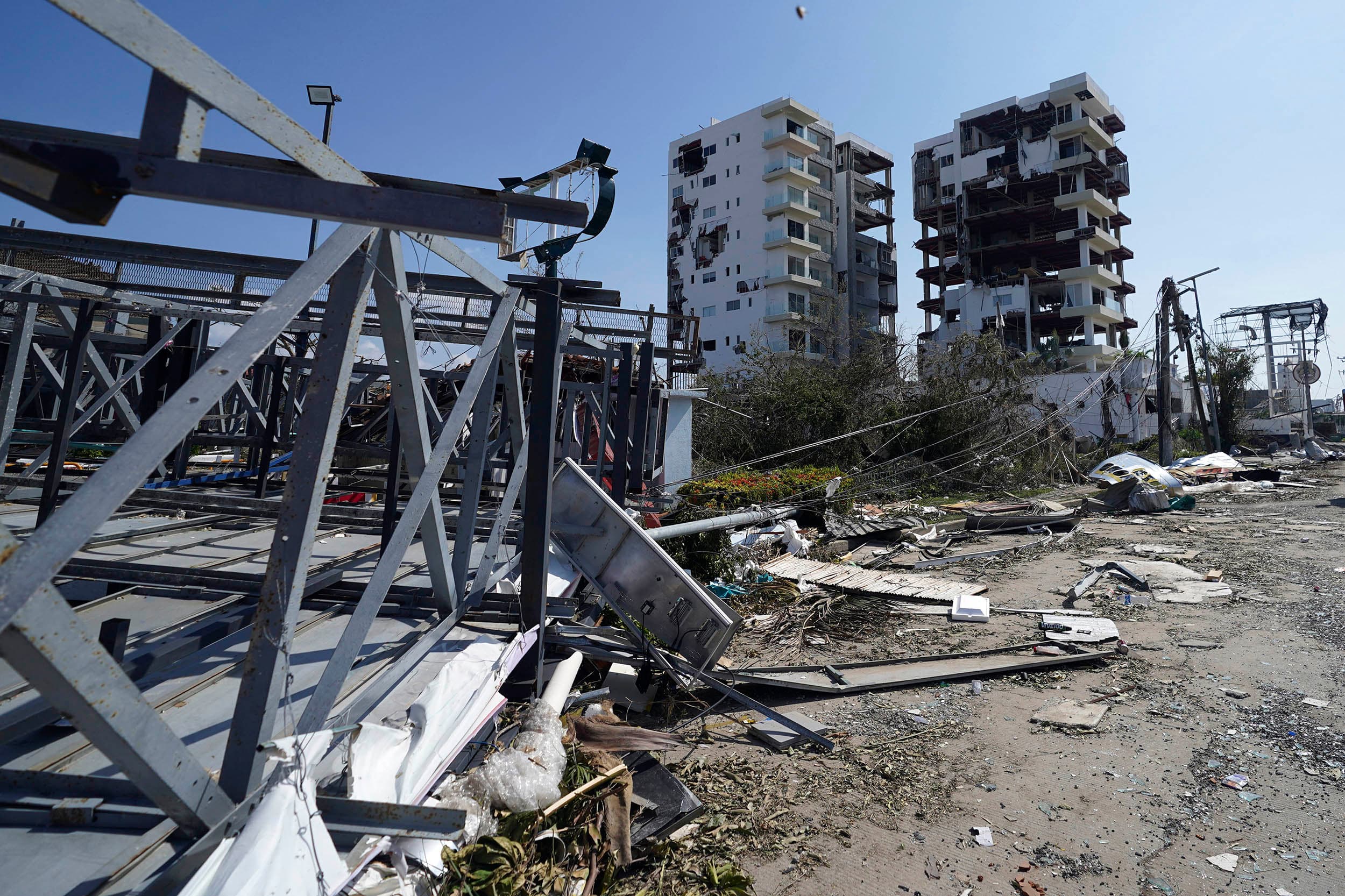 Hotels affected by Hurricane Otis